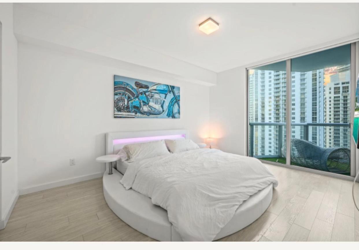 Luxury High Rise Miami Luaran gambar